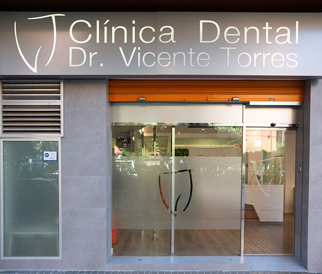 clinica-dental-fachada-portada